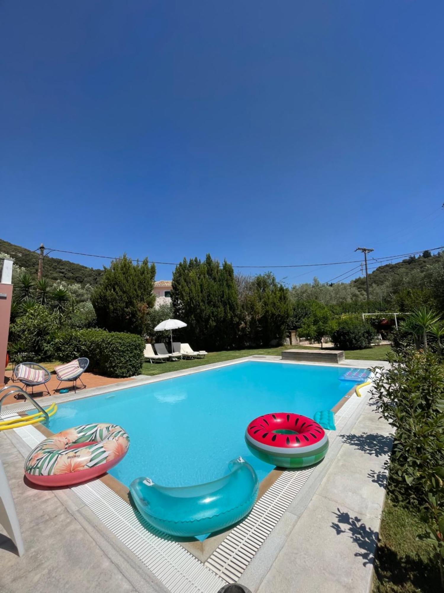 Gialos Villas 1-2 With A Private Pool Mikros Gialos Exterior photo